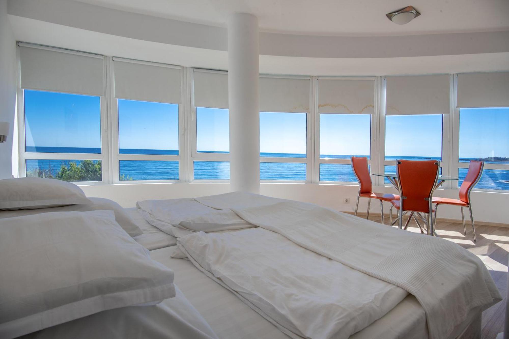 Aparthotel Romance كيتن المظهر الخارجي الصورة