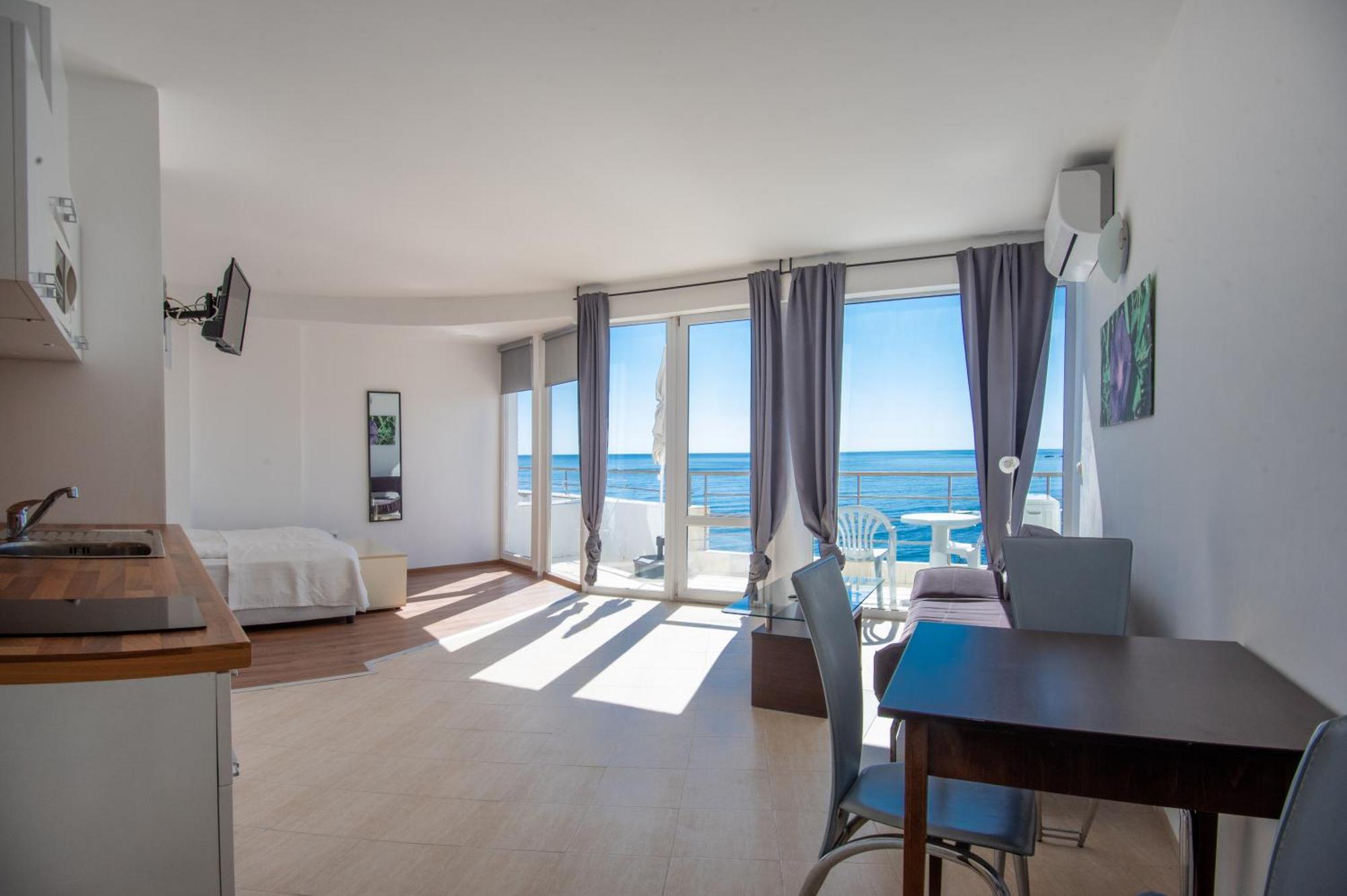 Aparthotel Romance كيتن المظهر الخارجي الصورة