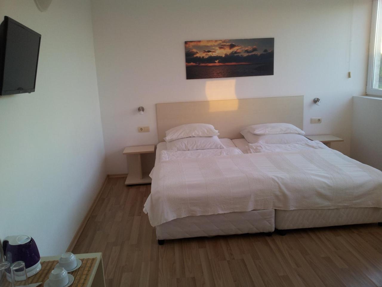 Aparthotel Romance كيتن المظهر الخارجي الصورة
